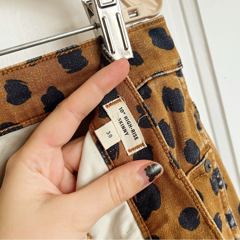 Madewell • 10" Mid-Rise Skinny Jeans in Painted Spots mustard yellow gold - Picture 6 of 12